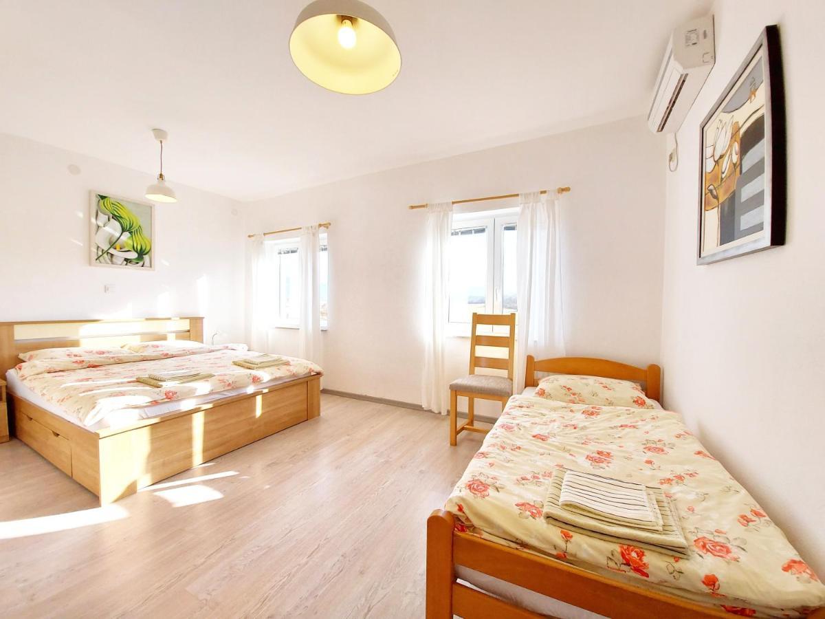 Peter'S Pine Cottage Korenica Εξωτερικό φωτογραφία