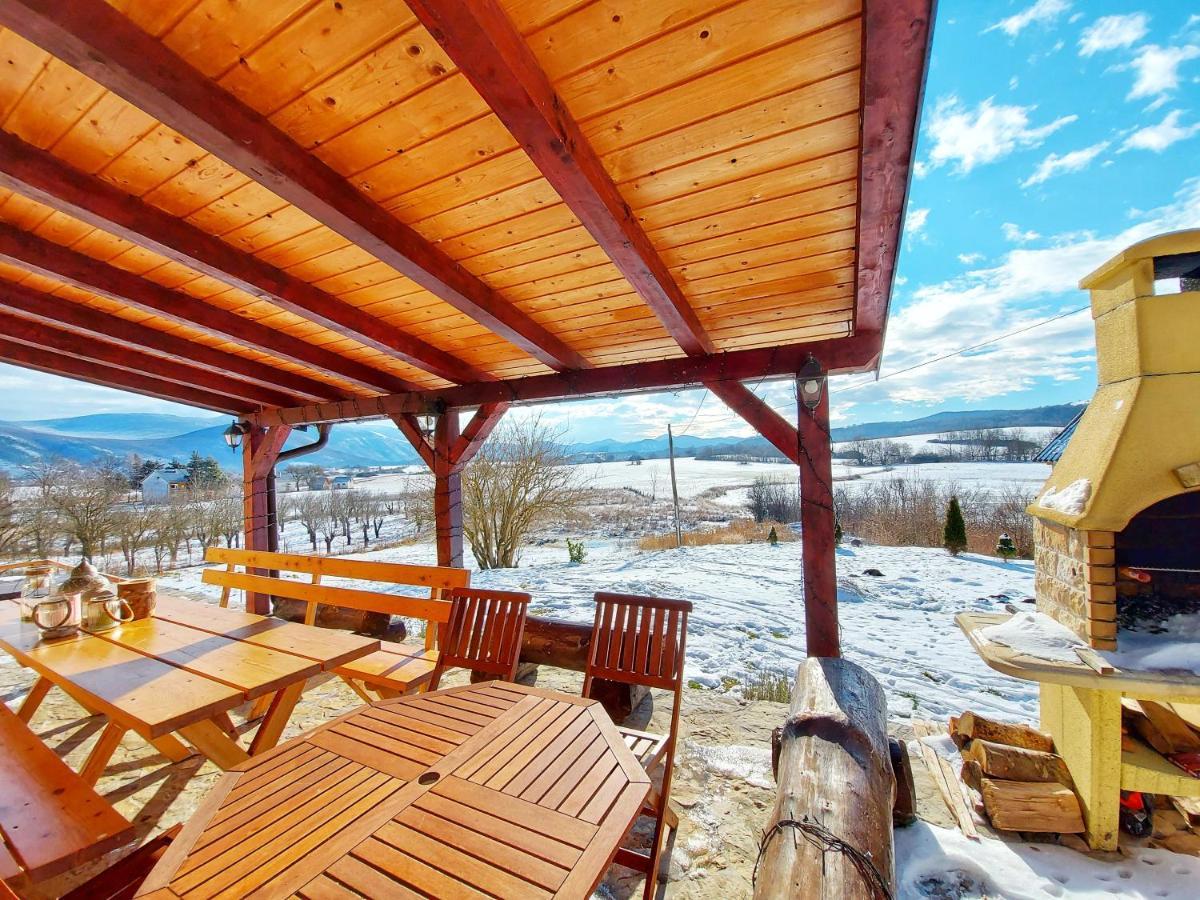 Peter'S Pine Cottage Korenica Εξωτερικό φωτογραφία