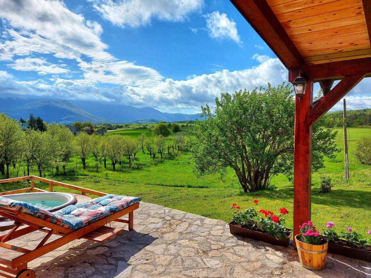 Peter'S Pine Cottage Korenica Εξωτερικό φωτογραφία