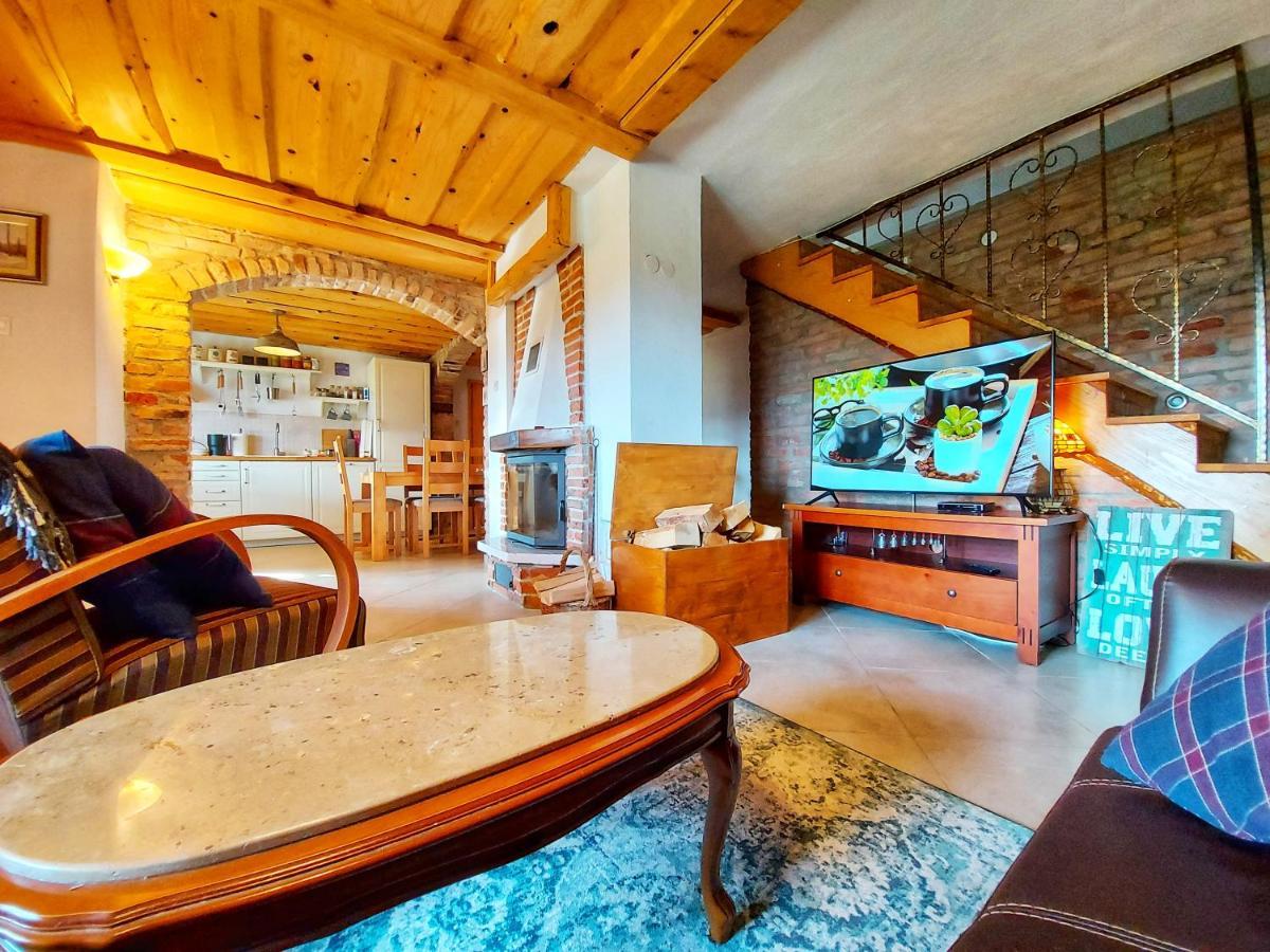 Peter'S Pine Cottage Korenica Εξωτερικό φωτογραφία