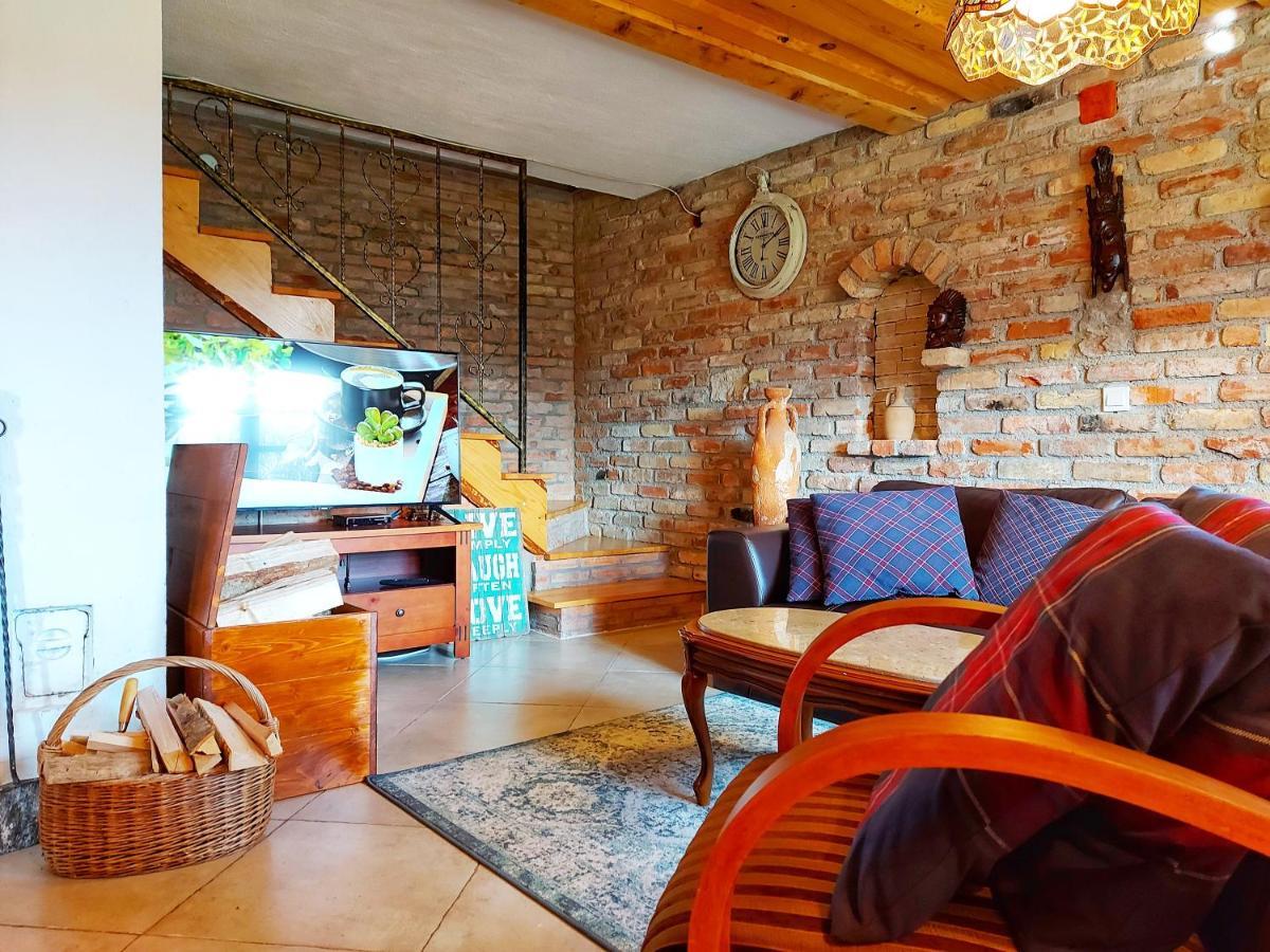 Peter'S Pine Cottage Korenica Εξωτερικό φωτογραφία